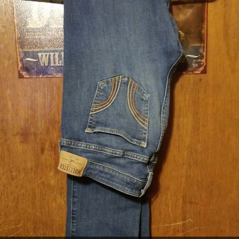 Hollister jeans
